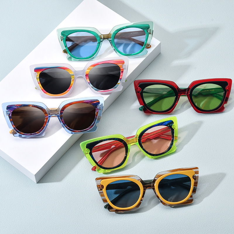 How to determine whether the optical glasses are suitable?